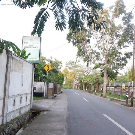 Reddoorz At Bale Eja Syariah Senggigi Leilighet Montongbuwoh Eksteriør bilde