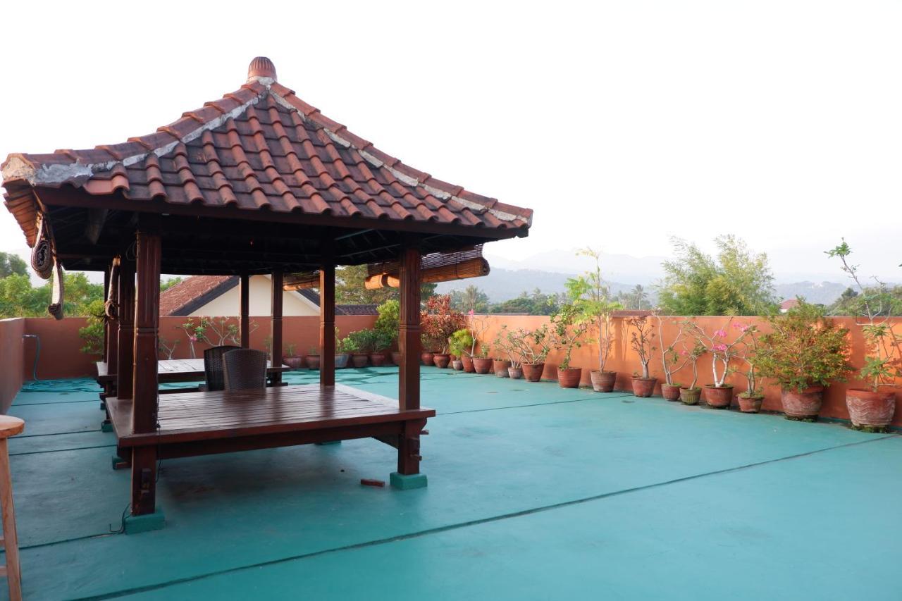 Reddoorz At Bale Eja Syariah Senggigi Leilighet Montongbuwoh Eksteriør bilde